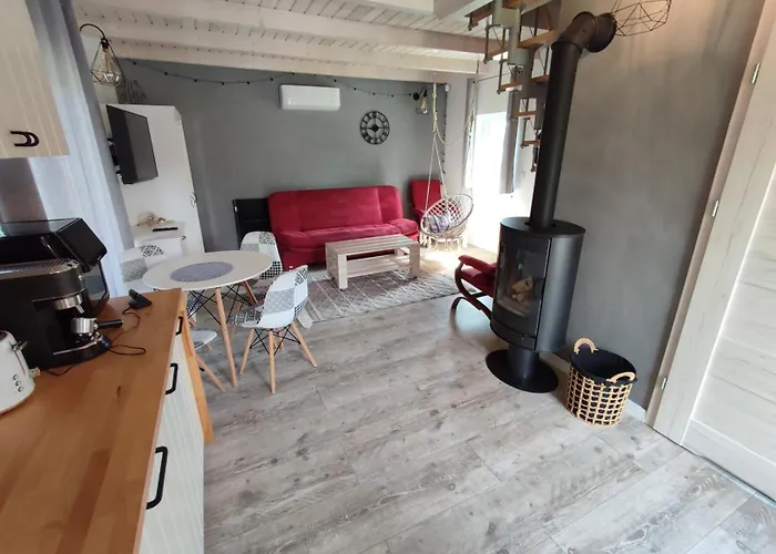 Przystanek W Sudetach Z Jacuzzi - Za Doplata 펜션 *